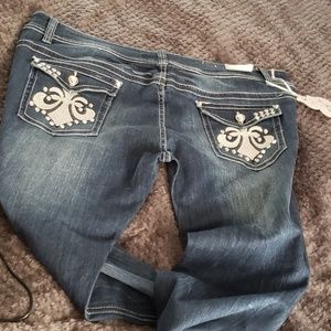 Liuces Embellished Jeans